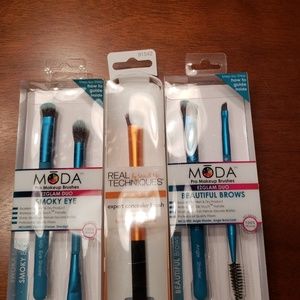 Moda and Real Techniques Makeup Brushes